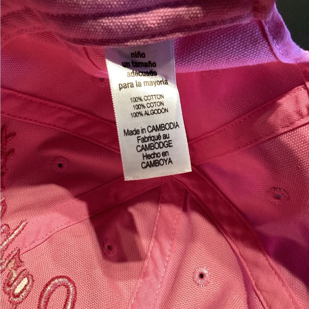 Carhartt women’s hat spellout hand washed - Picture 10 of 11